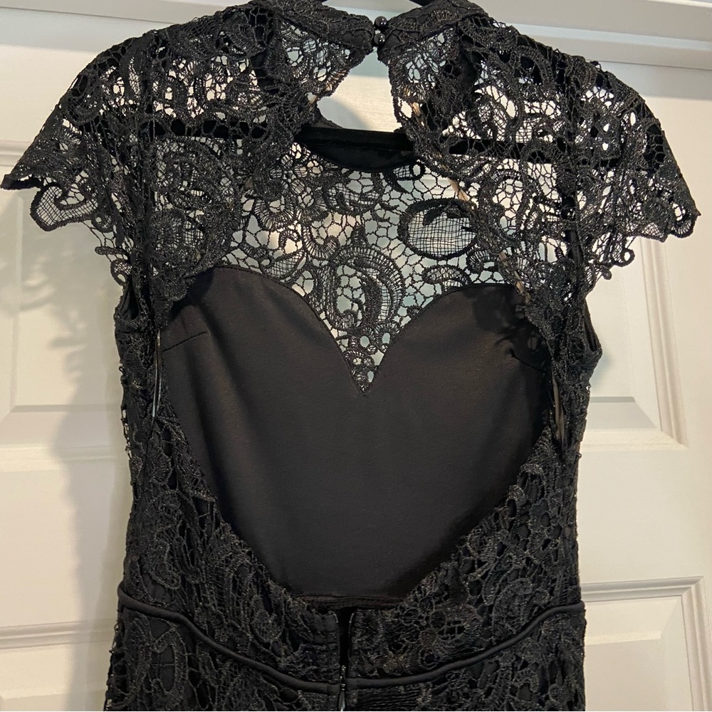 MANIJU Elegant Black Lace Maxi Evening Dress Cutout Open Back Size S - Picture 4 of 14